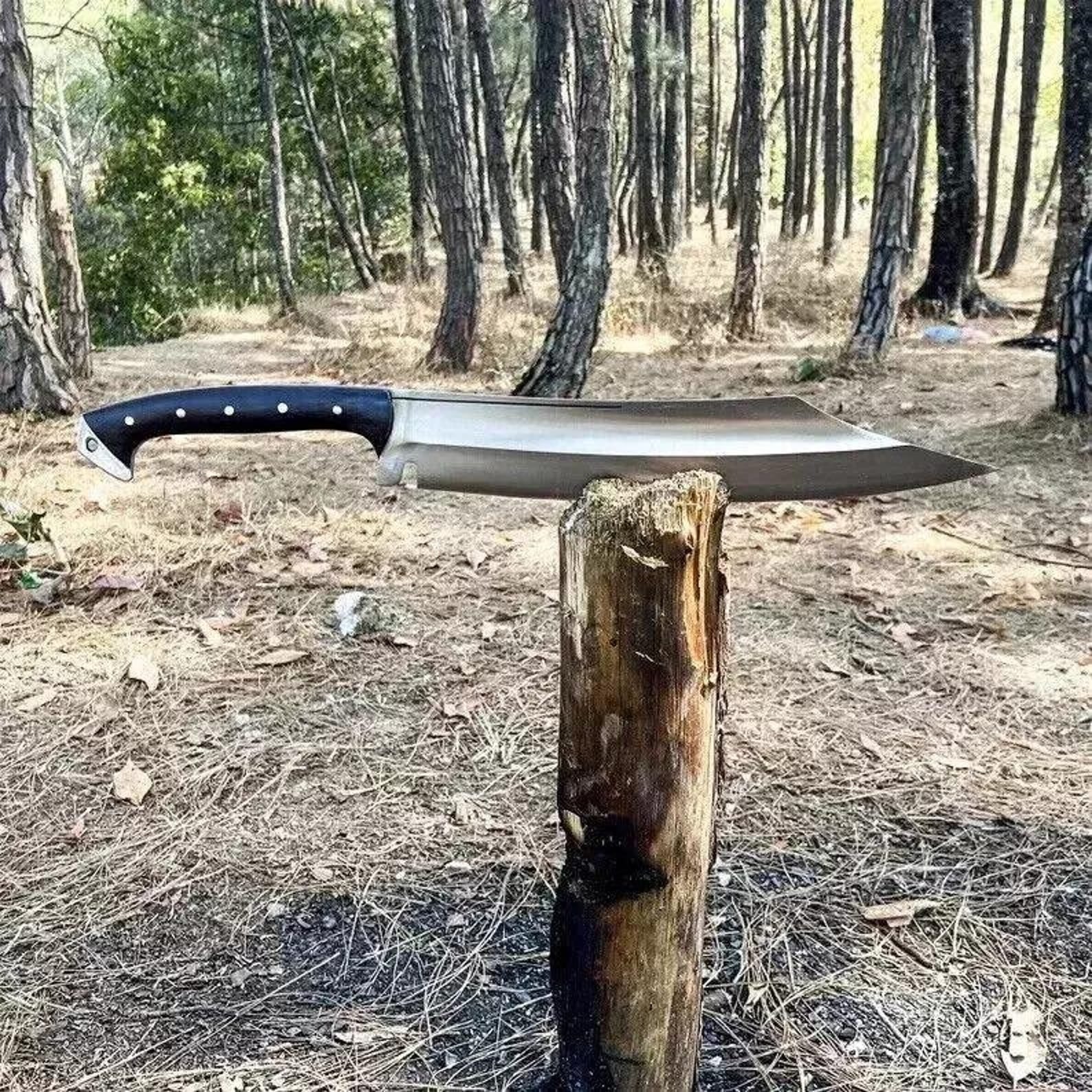 Handmade Carbon Steel Machete: Rosewood Handle Bushcraft Tool