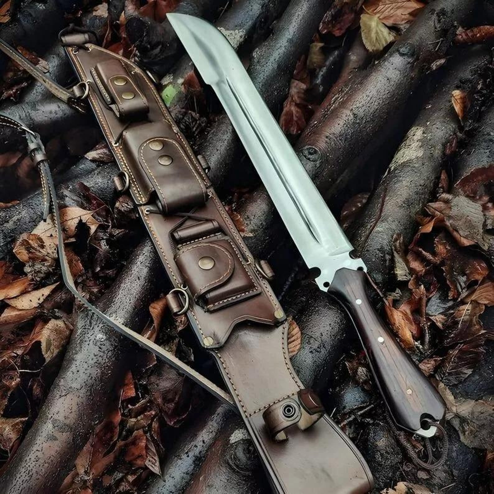 Handmade Carbon Steel Machete: Rosewood Handle, Outdoor Bushcraft Tool
