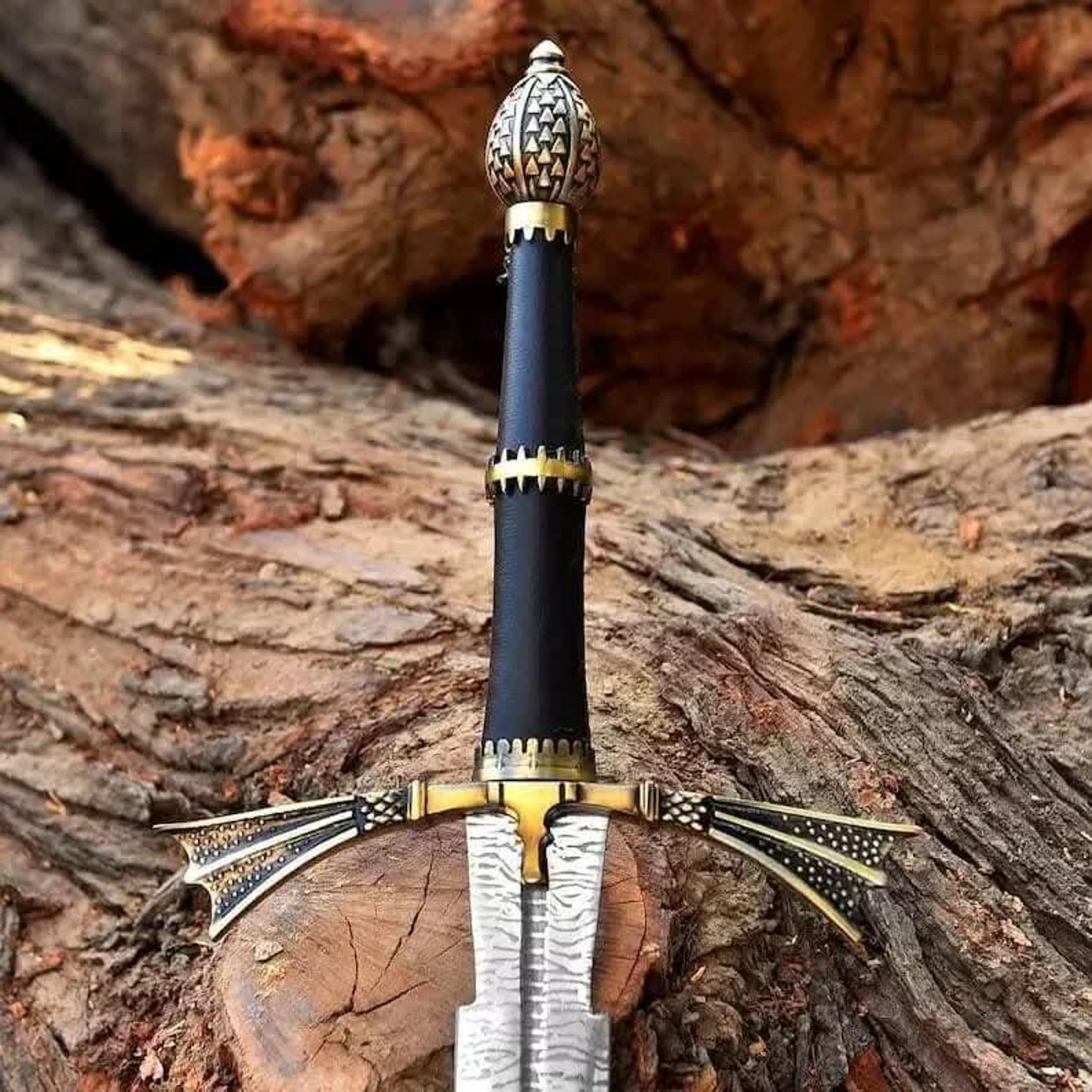 Handmade High Carbon Steel Sword: Medieval Replica with Leather Handle