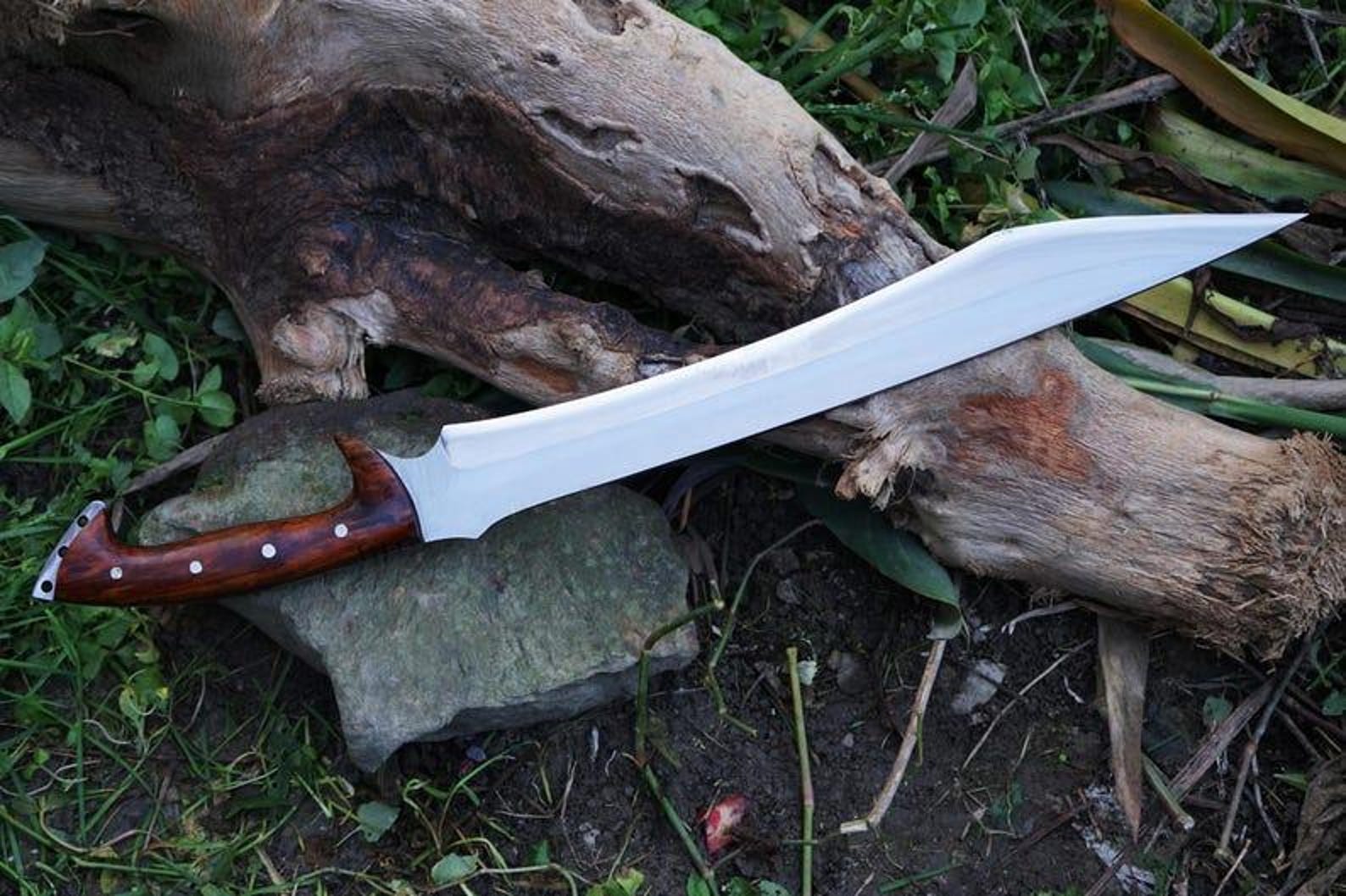 Handmade High Carbon Steel Machete: Rosewood Handle, Heavy-Duty Outdoor Tool
