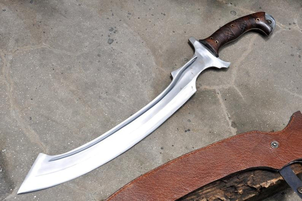 Hand-Forged Egyptian Khopesh: Tempered Carbon Steel, Leather Cover