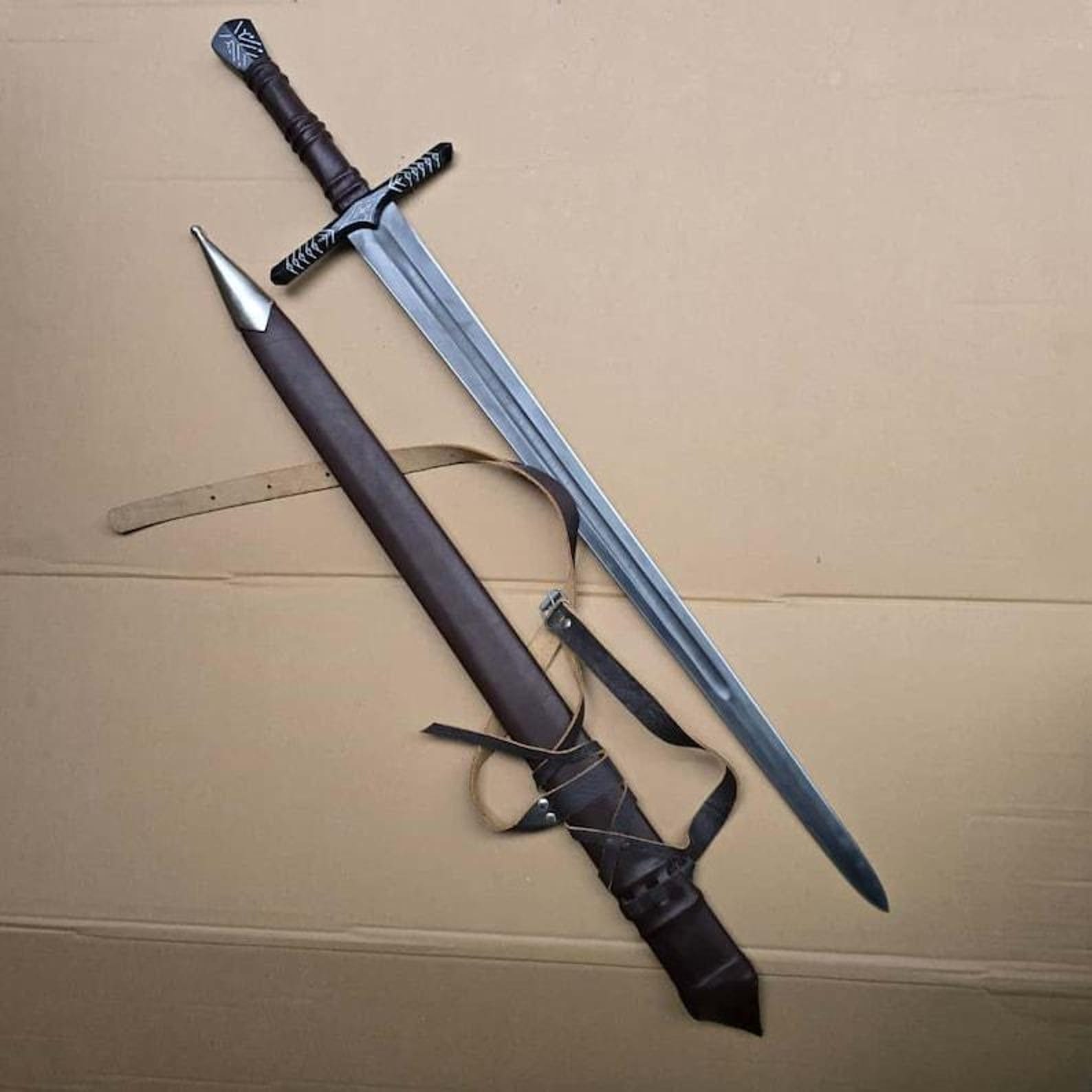 Handmade High Carbon Steel Decorative Sword: Acid-Etched Blade, Leather Handle