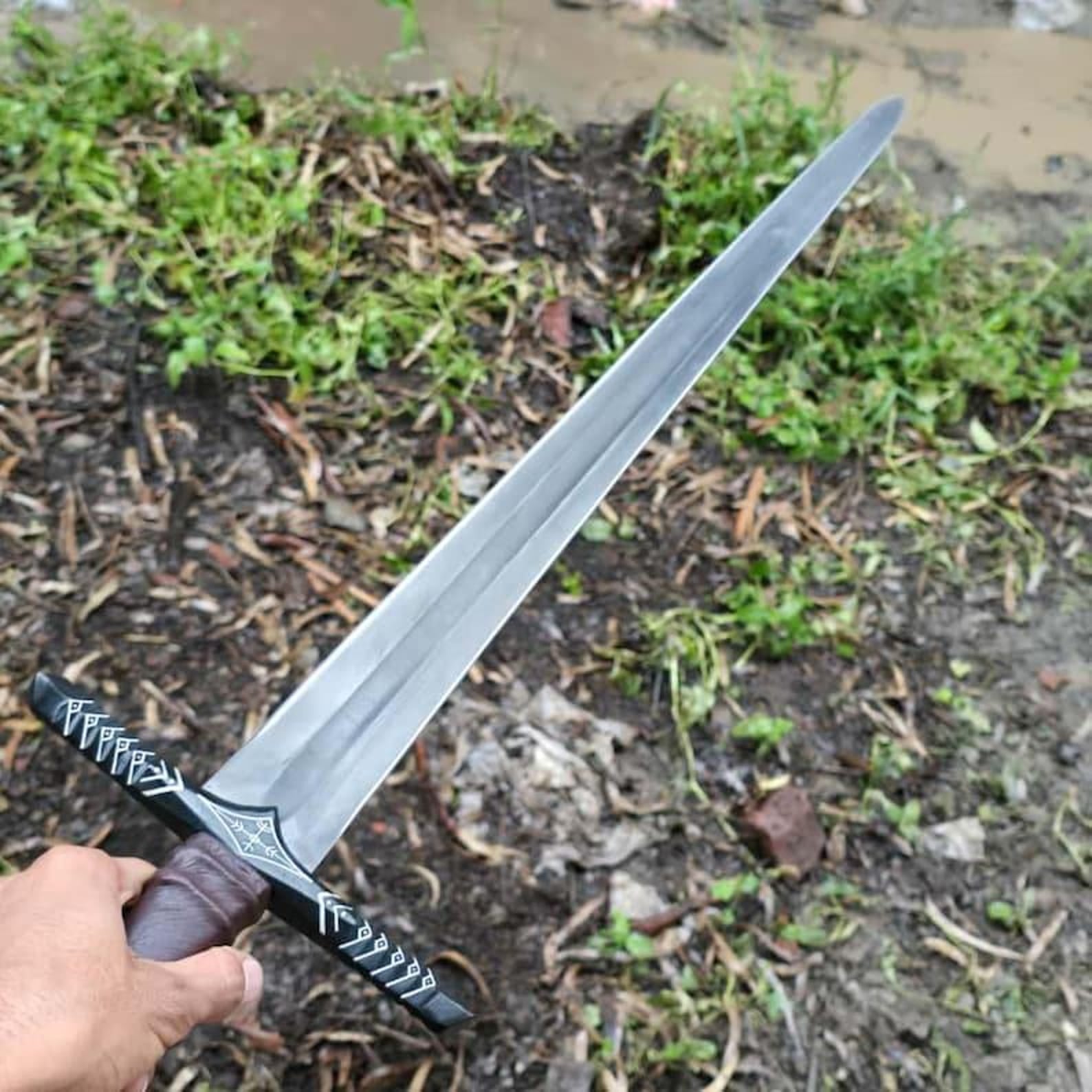 Handmade High Carbon Steel Decorative Sword: Acid-Etched Blade, Leather Handle