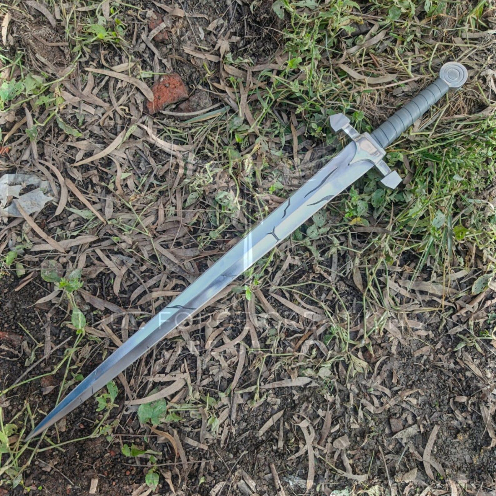 Handmade High Carbon Steel Sword: Etched Blade, Leather Handle