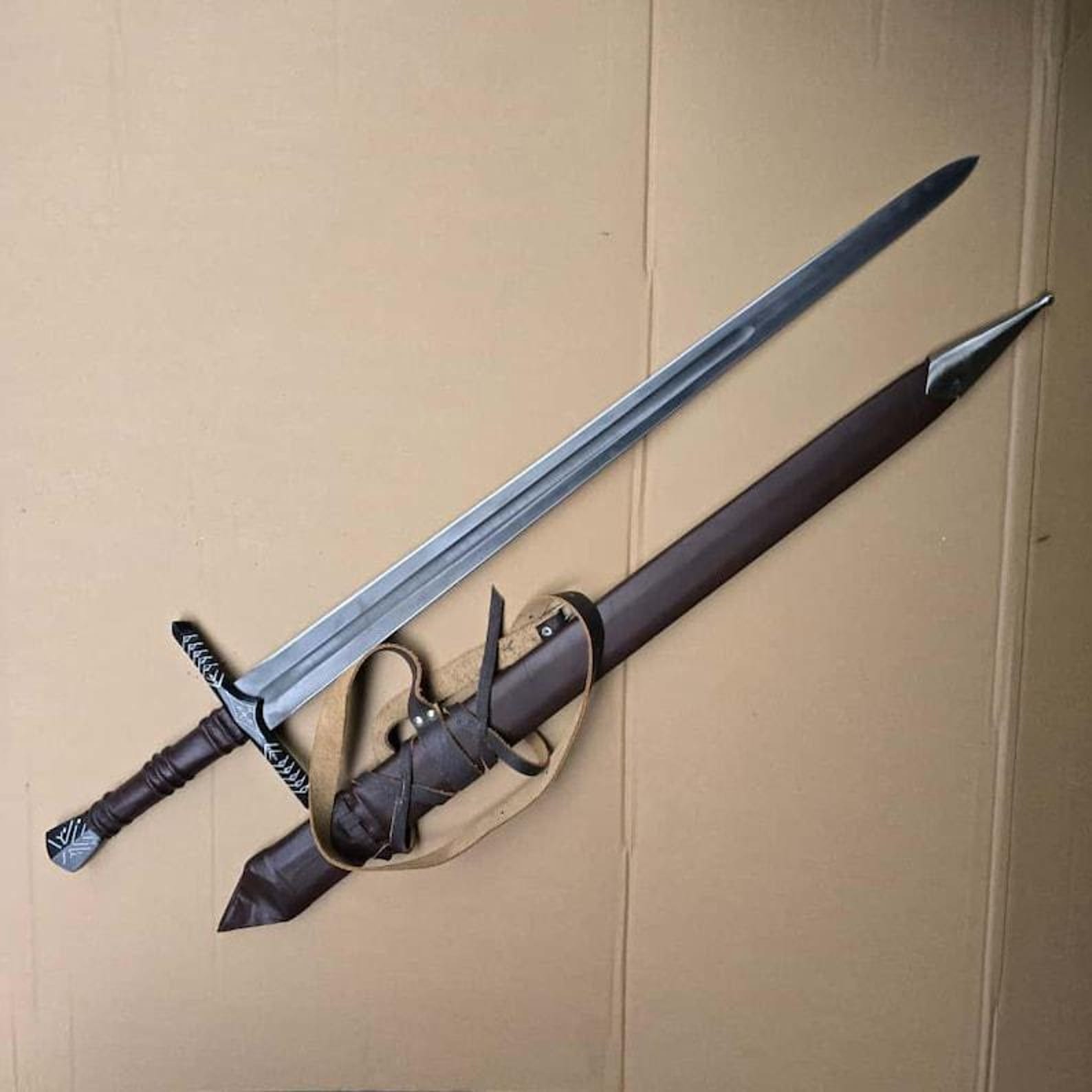 Handmade High Carbon Steel Decorative Sword: Acid-Etched Blade, Leather Handle