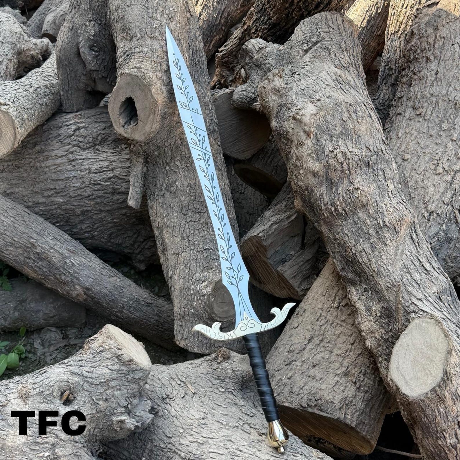 Handmade High Carbon Steel Sword – 36" Overall Length – Brass Guard & Pommel – Leather Wrapped Handle