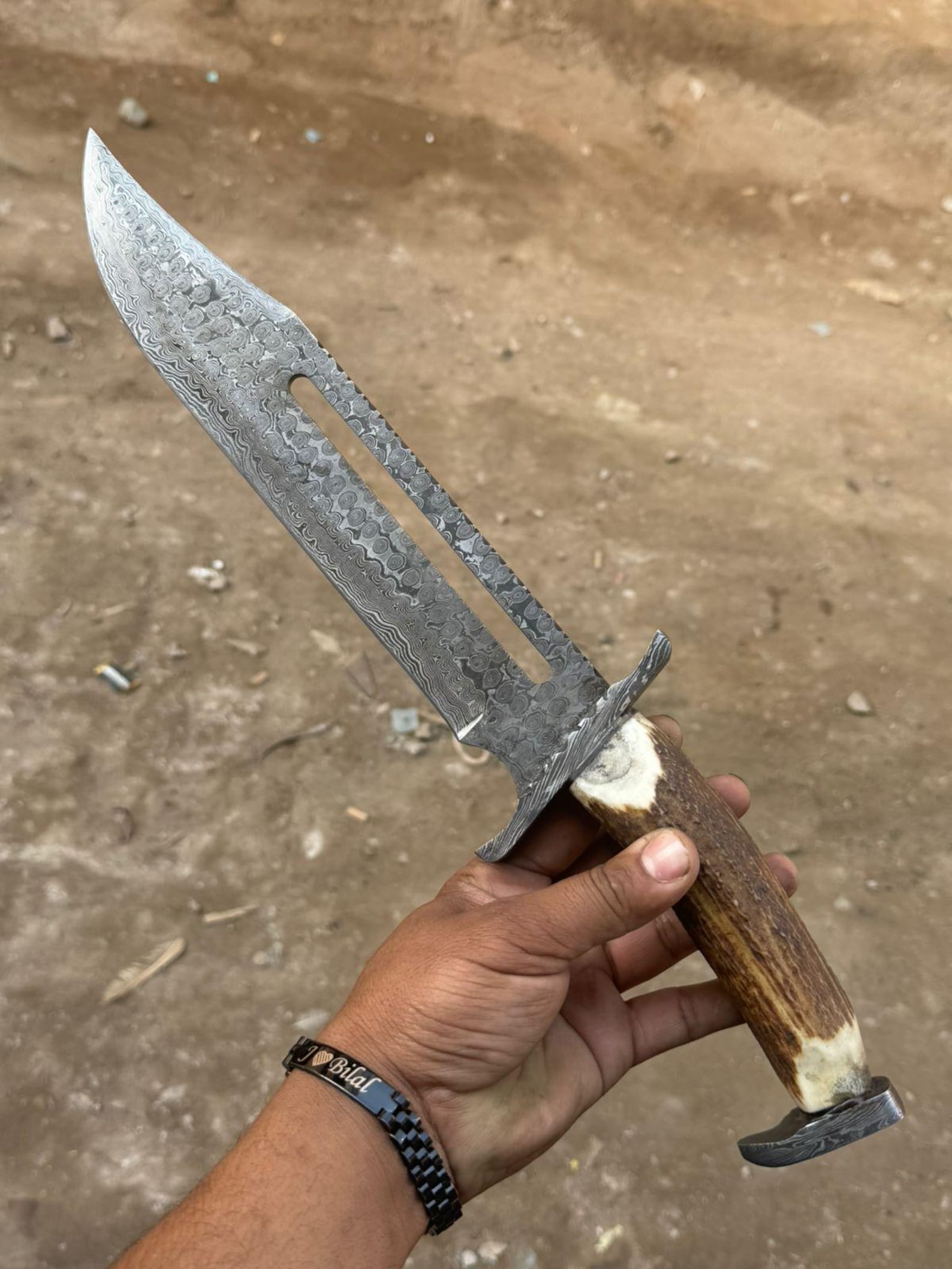 Handmade Damascus Steel Bowie Knife – Horn Handle, Leather Sheath – 17" Overall Length