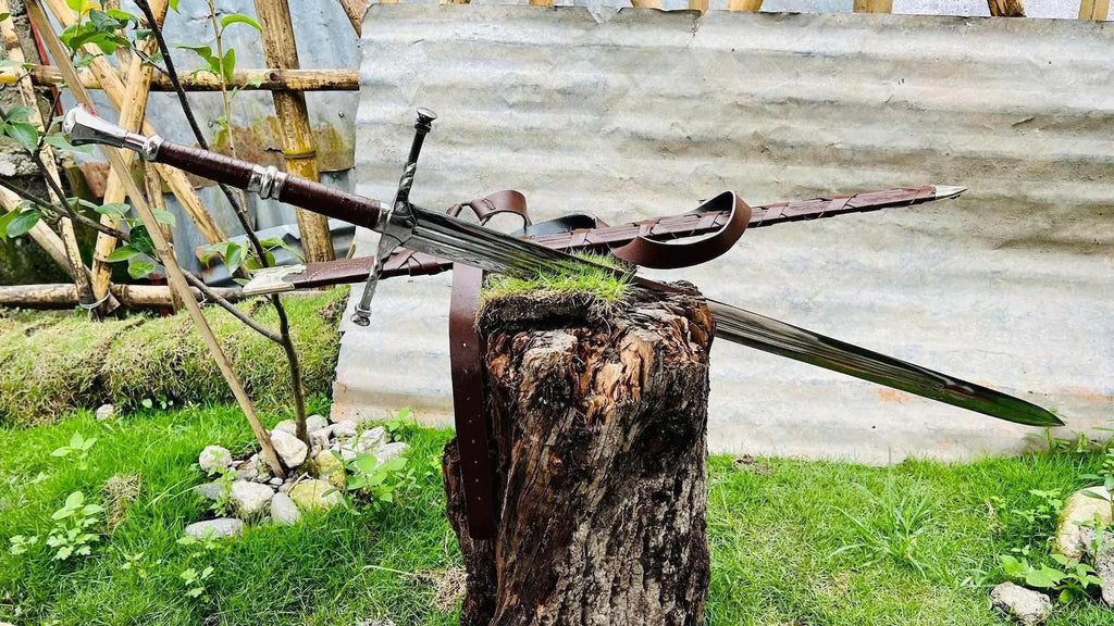 Handmade Longsword – Rosewood Handle, High Carbon Steel Blade, Custom Guard