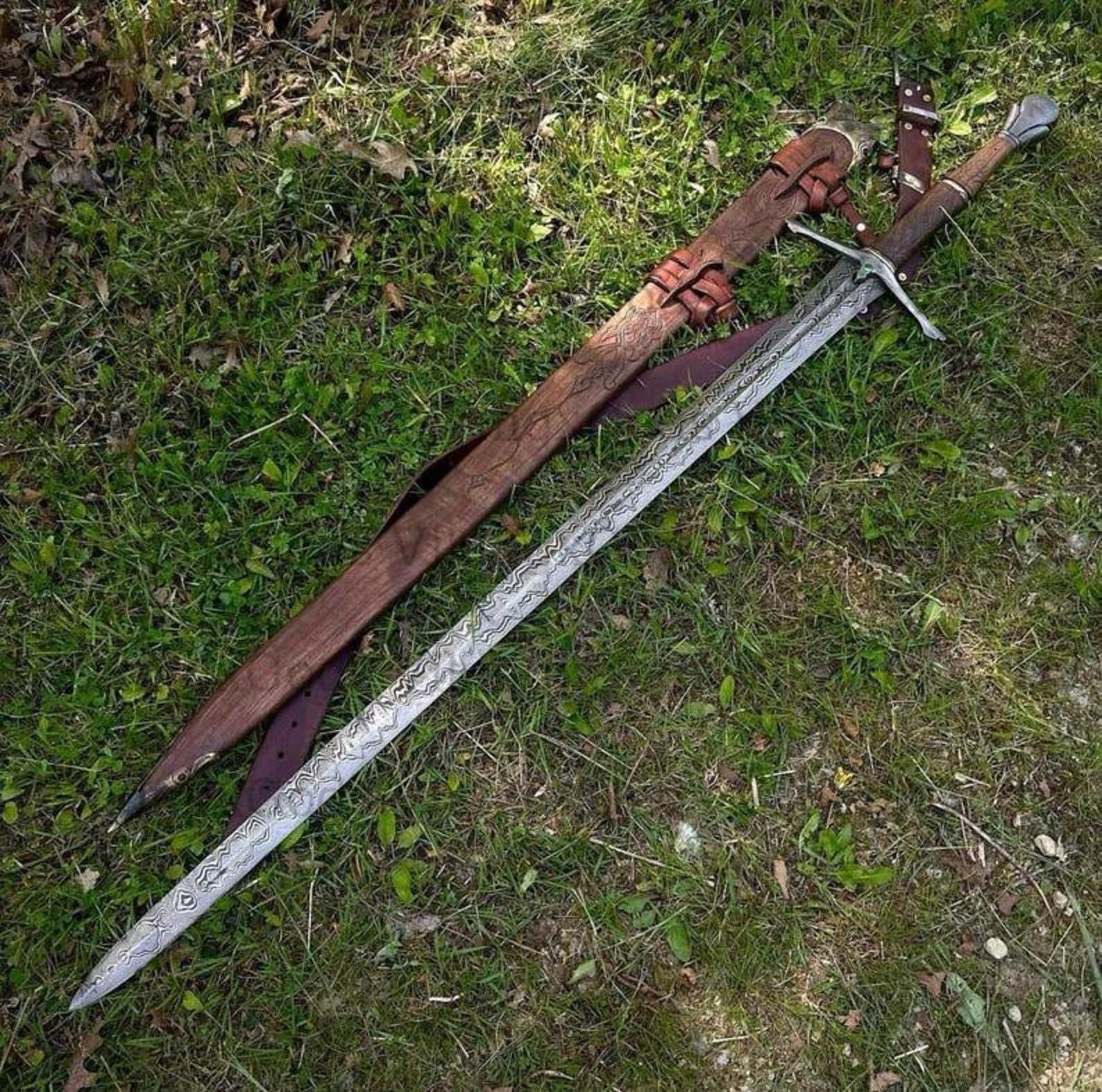 Handmade Damascus Steel Replica Sword – 38” Overall Length | Rosewood Handle | Leather Sheath Included