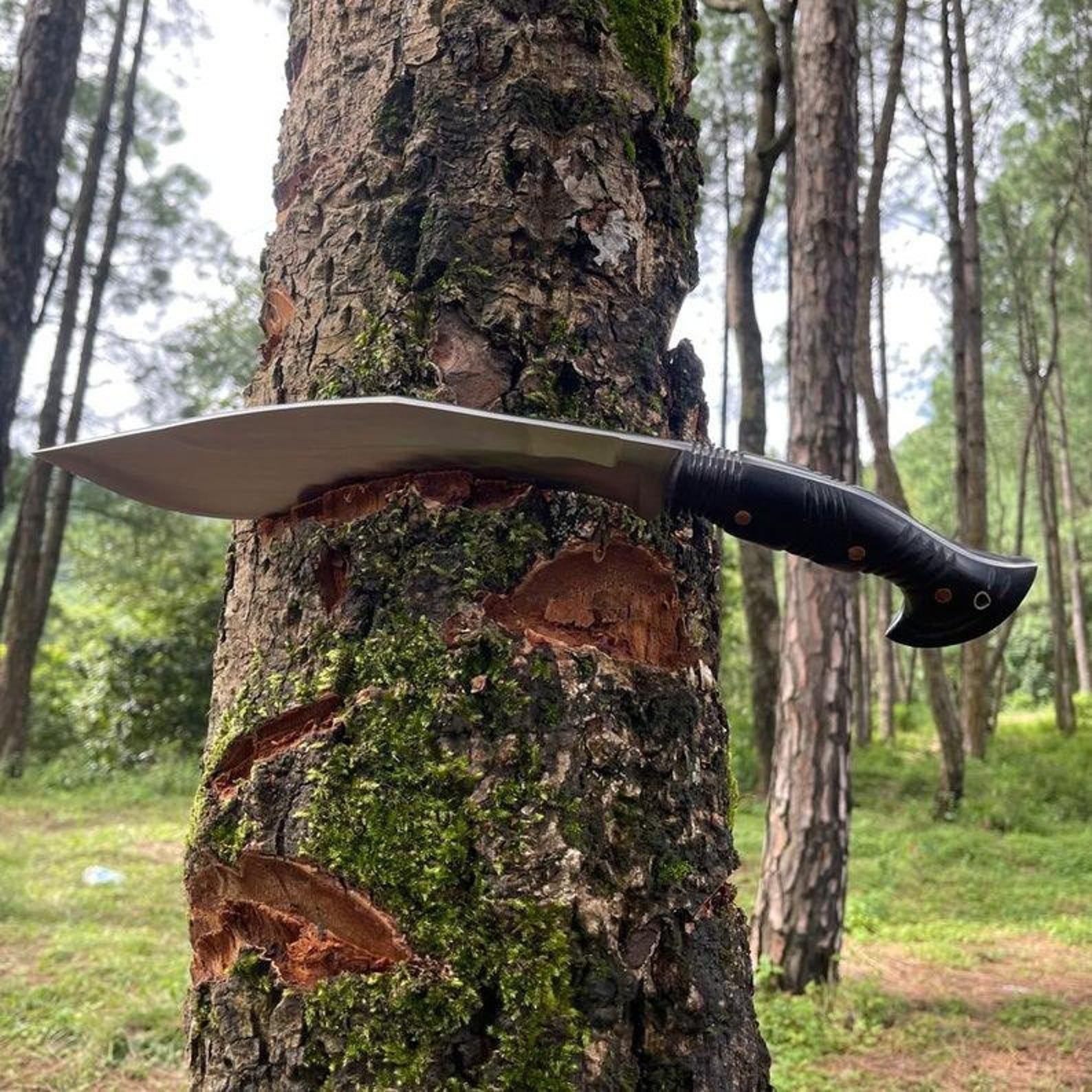 Handmade Kukri Knife – High Carbon Steel, Wood Handle, Leather Sheath – Outdoor Camping Tool